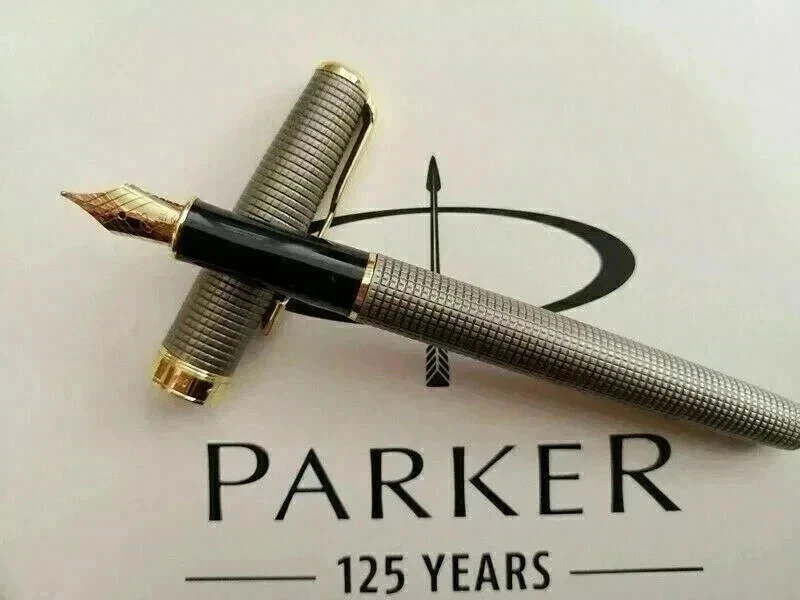 Good Grey Gird/Gold Clip Parker Sonnet Series Fine (F) Nib Fountain Pen No Box