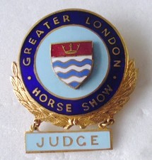 GREATER LONDON HORSE SHOW JUDGE Enamel Pin Badge EQUESTRIAN