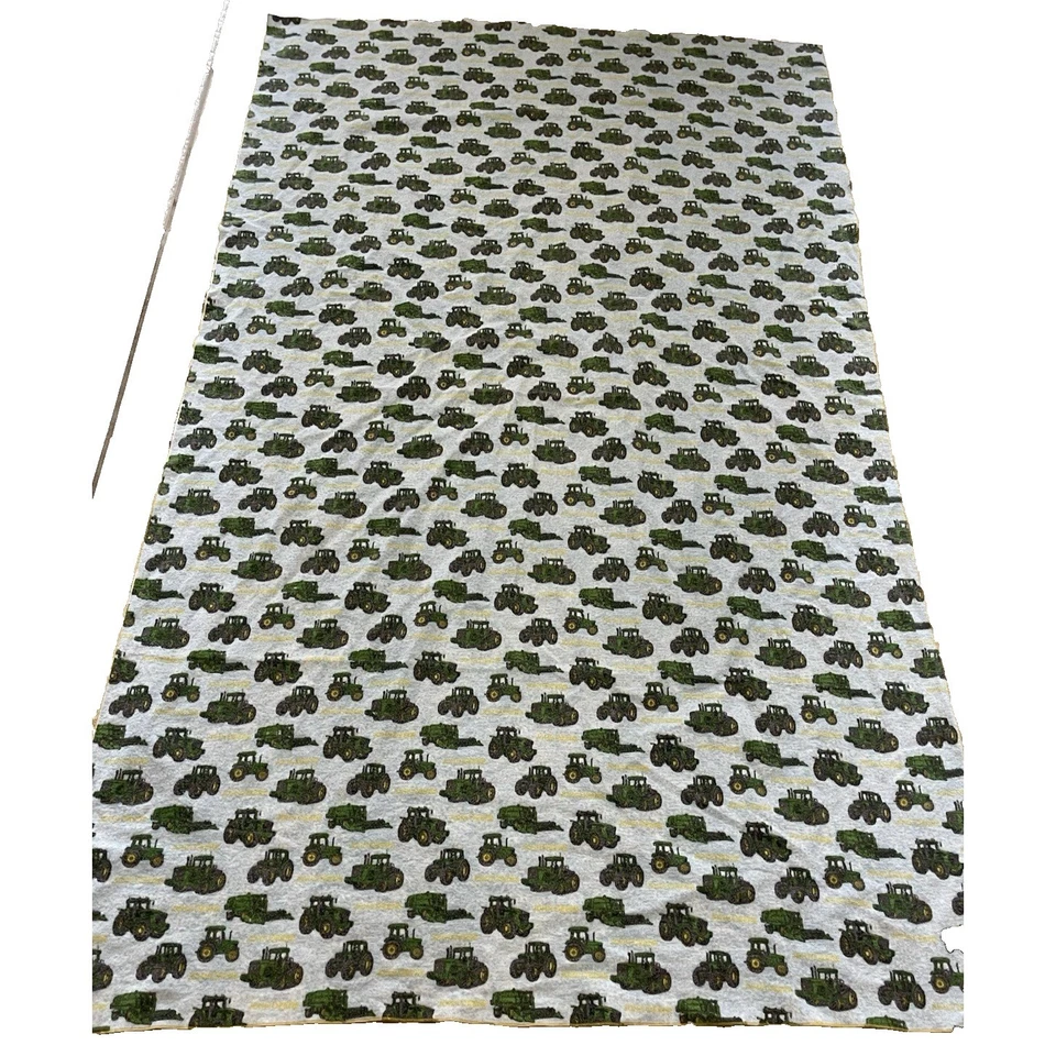 Manta de franela John Deere para niños pequeños hecha a mano amarilla bordes elevados tractor granja Foto 2 de 4