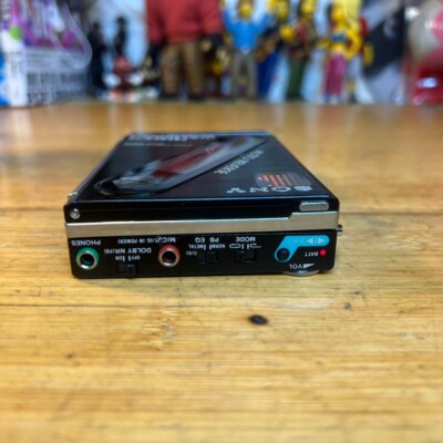 K0576 SONY WM-R202 WM-F202 TCM-9 ジャンク K0576 SONY WM-R202