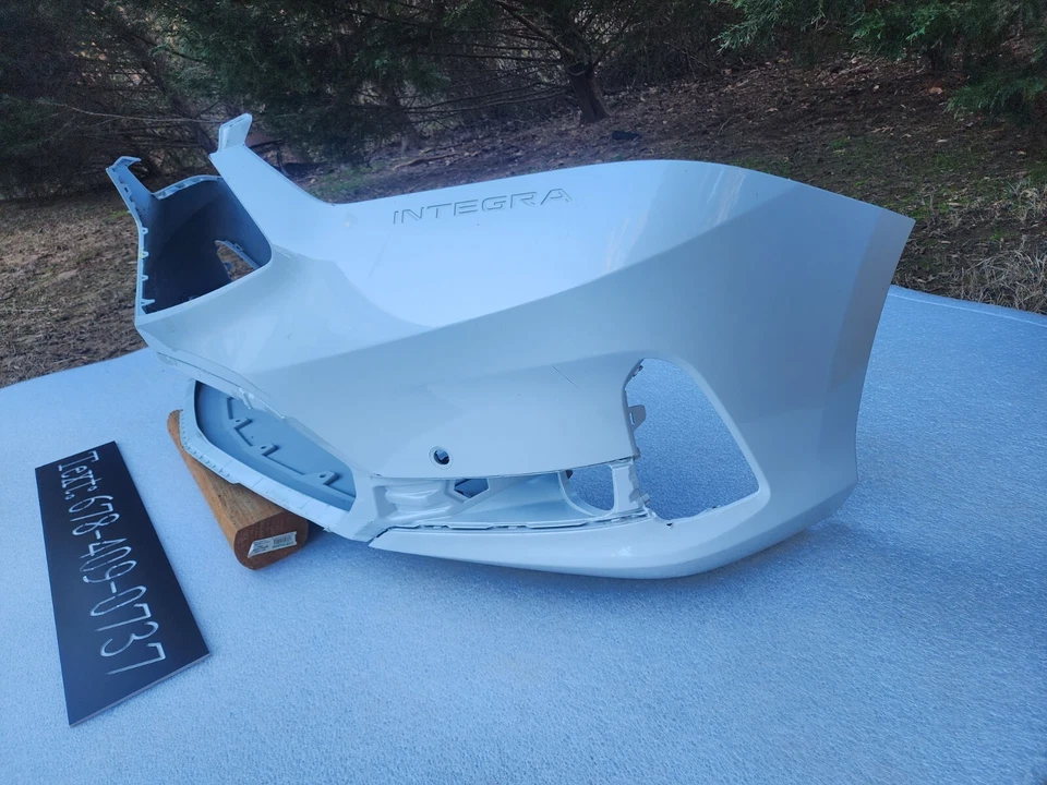 2023 Acura Integra Front Bumper  “ NO SHIPPING “  71101-355-A000 OEM.  - Image 3 of 4