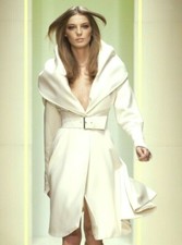 Gianni VERSACE 2005 Runway Ivory Shawl Collar Belted Jacket Coat US 8 10 / IT 46