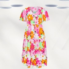 Ex Women's Plus Size Floral Angel Sleeve Maxi Dress in Multicolour (Defect)