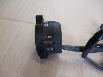 COMMODO DROIT POUR YAMAHA 125 SR 10 F ANCIEN MODELE