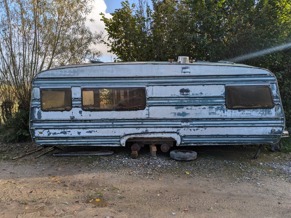 Classic rare Roma Supreme caravan for parts or renovation eBay