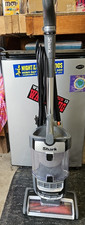 Shark vaccum lift away uv730