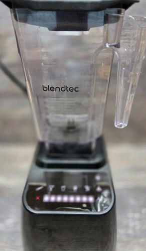 Blendtec Total Blender Designer Series CTB1 90oz Wildside+ - Bild 2 von 13