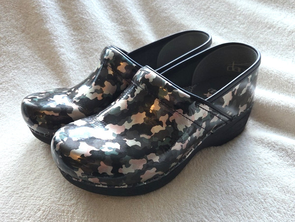 Dansko XP 2.0 Patent Camo Professional Clog Comfort Shoes 3950-980202 sz 38 US 8