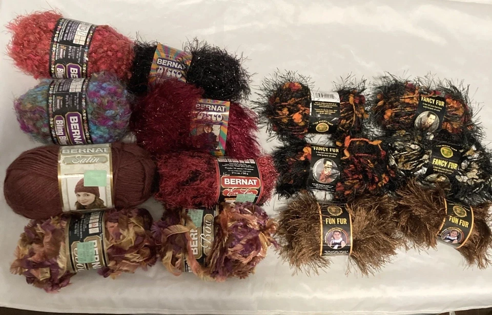 LOTE De Colección De 14 HILOS BERNAT (8) Y PIELES ELEGANTES Y DIVERTIDAS Por HILO MARCA LEÓN (6) Foto 3 de 4