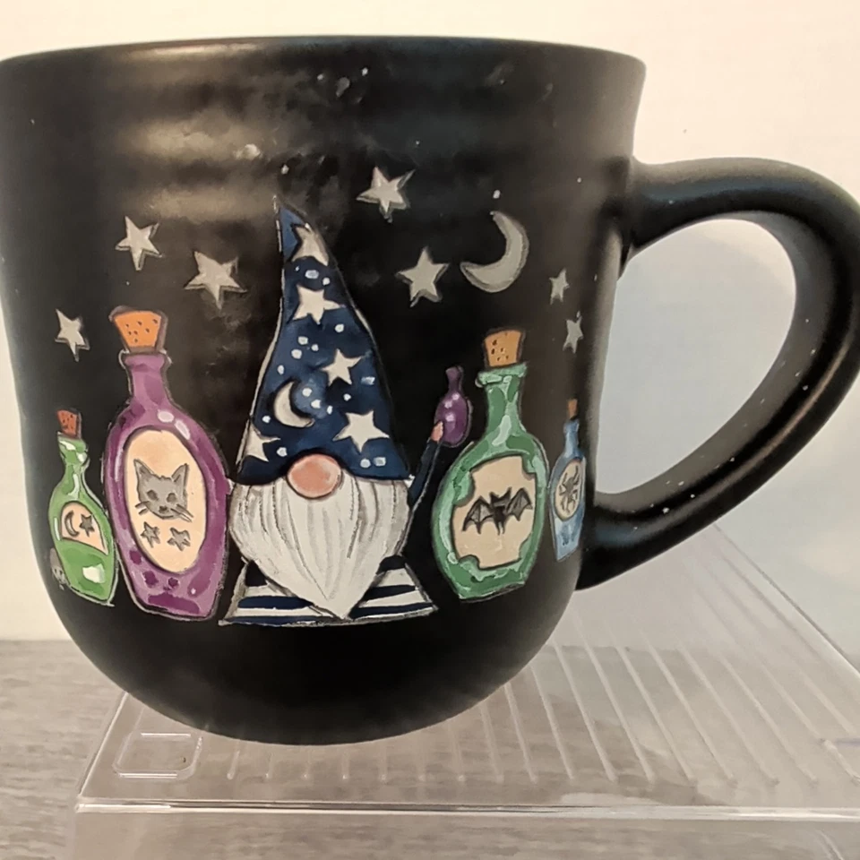 Telarañas y caldero Halloween taza de café gnomo pociones mágicas s negro 12 oz usado en excelente estado Foto 3 de 4