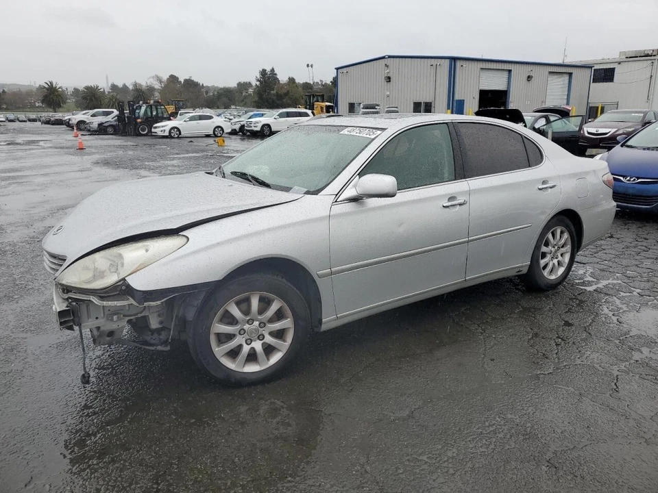 Lexus Es300 2002 3,0 L puntal de capó único Foto 4 de 4