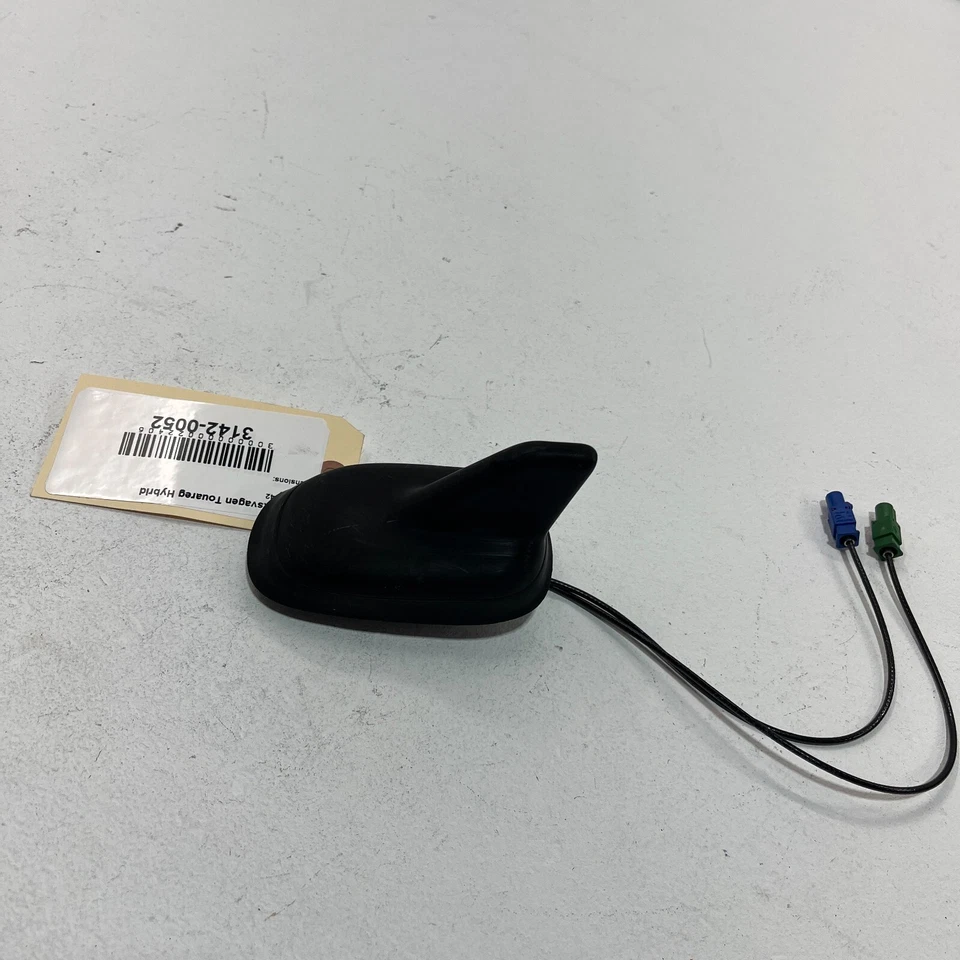 Conjunto de antena de techo aleta de tiburón escarabajo satélite Volkswagen Touareg 2011-17 fabricante de equipos originales Foto 3 de 4