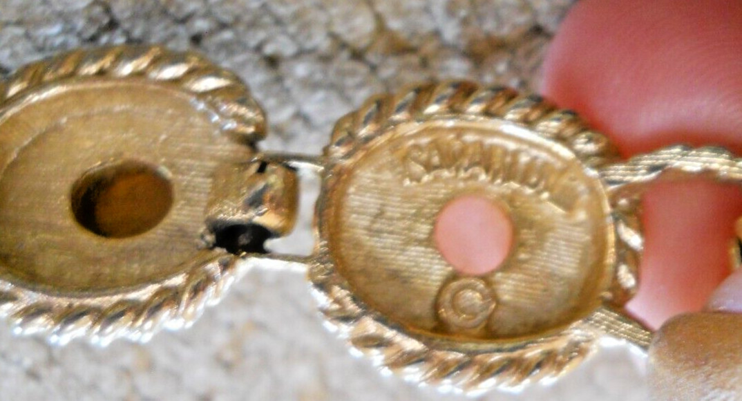 RARE 1970's Sarah Coventry Pink & Blue Cabochons in Gold Tone Setting Bracelet image 7