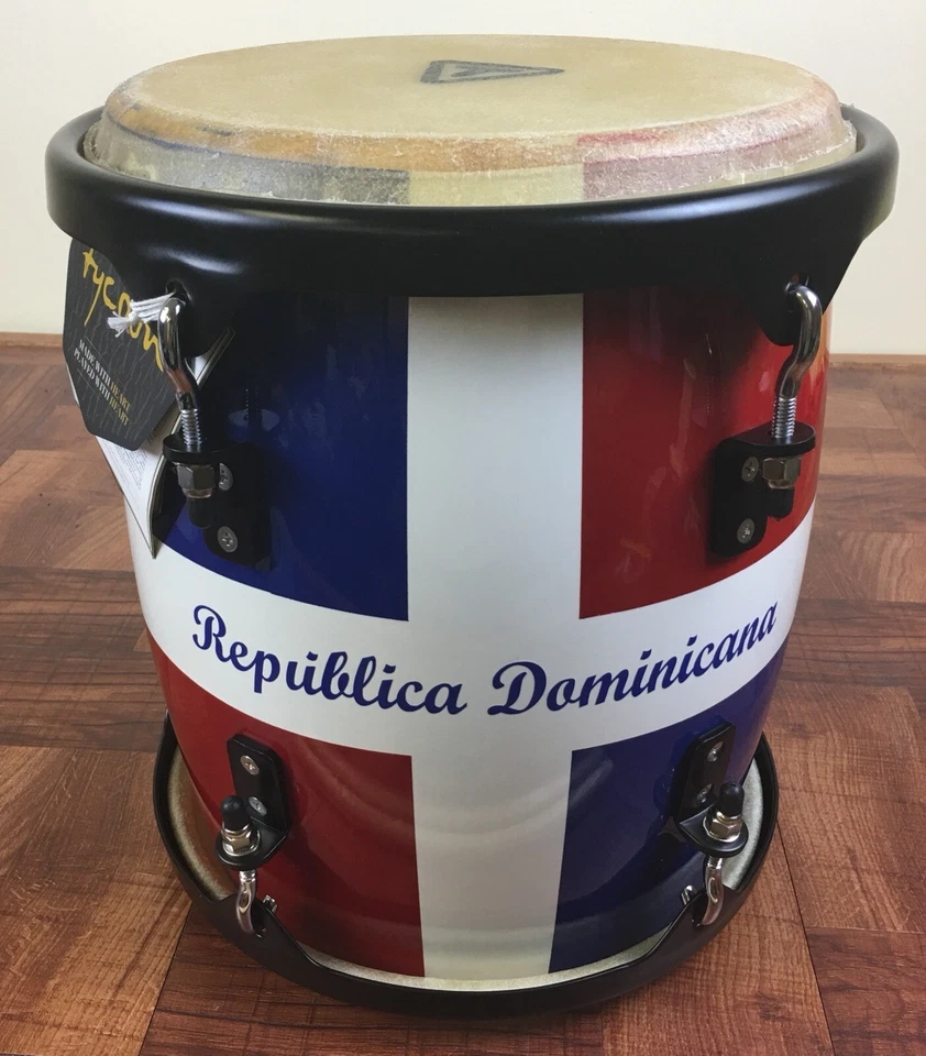 Tambora 11”-Diseño Bandera República Dominicana. Palo y correas incluidas Foto 3 de 4
