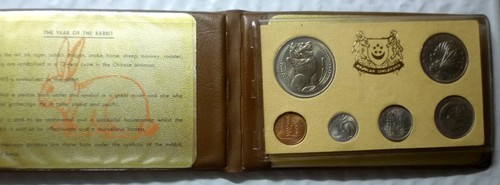 1975 SINGAPORE - OFFICIAL MINT SET (6) - YR of RABBIT - ORIG. BROWN WALLET -RARE - Picture 2 of 13