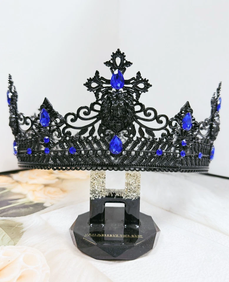 Tocado Señor Oscuro, Corona Monarca, Corona Renacentista, Corona Negra, Piedra Azul Foto 3 de 4