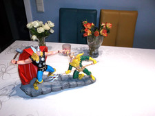 Thor vs. Loki Statue Original Marvel Gigantische Skulptur
