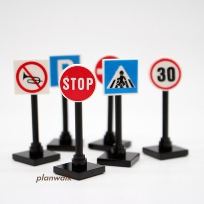 1Set 1/12 Scale Doll House City Traffic Barriers Speed Limit Signage Miniatures