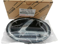 Lexus Es350 53141-3318033170 201920202021-2023 Front Grille Emblem Radar