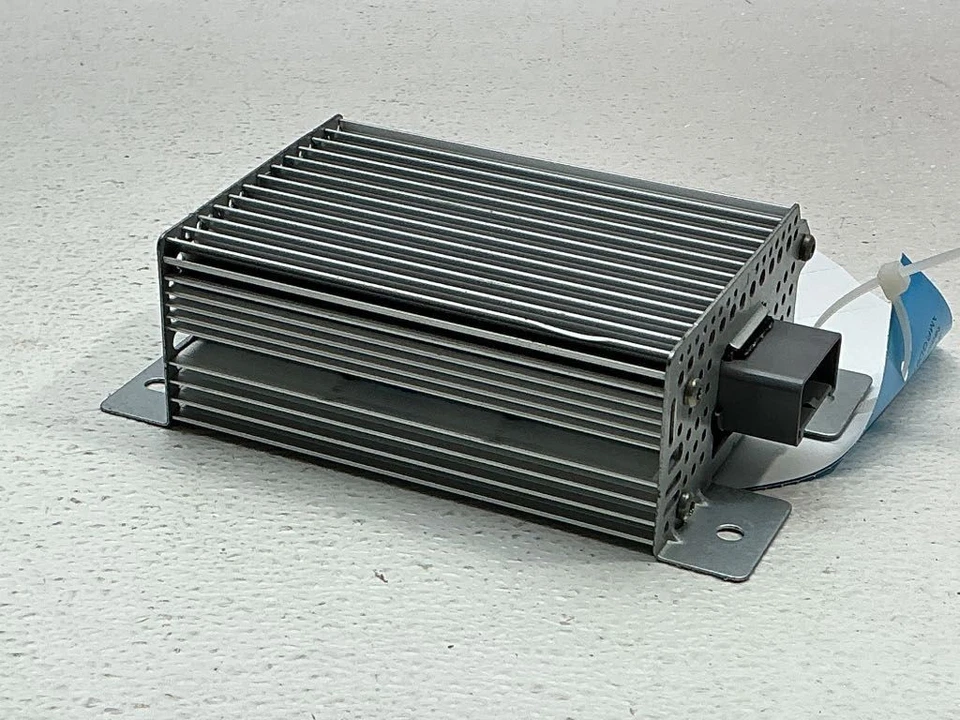 2017-2018-2019-2020 LINCOLN CONTINENTAL Audio Equipment Radio Amplifier 472944 Foto 3 de 4