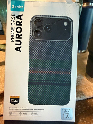 Benks Aurora  Magnetic Lightweight Back Case for iPhone 17 Pro Black carbon f