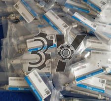 1PCS NEW for SMC cylinder CJ2B16-200Z