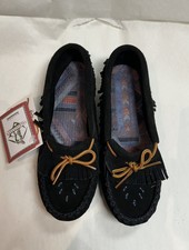 Bastien Industries Hiawatha Moccasins Style 879XX Women's Size 5