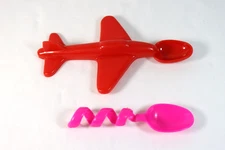 Vintage Pink GM Cereal Finger Spoon Cinnamon Toast Crunch, Baby Airplane Spoon