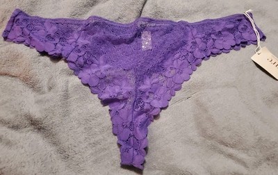 Bare Necessities Essential Floral Lace Thong Panties 3X Passion Purple NWT