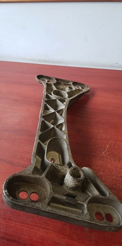 BMW E46 3ER GETRIEBE HILFSRAHMEN HALTERUNG 6760297