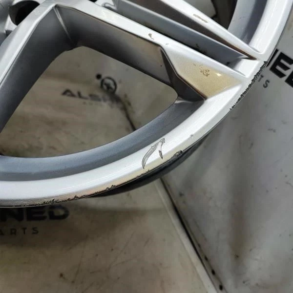 Llanta de aleación Audi S5 2018-2022 R18x8,5 5 radios divididos 8W0-601-025-DE OEM *ReaD* Foto 4 de 4