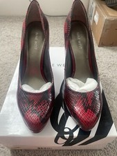 nine west heels Snake Red