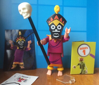 NEU 70288 Scooby Doo Mystery Figures 1 WITCH DOCTOR Hawaii Mano Tiki Tia PIRATEN