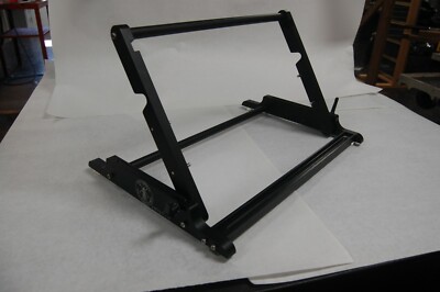 Grafting Station for Queen Bee Instrumental Insemination Device