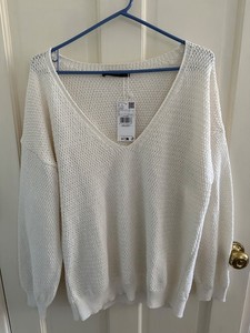 NWT - MNG by Mango Women’s V Neck Sweater (Large) Baggy Loose Knit White