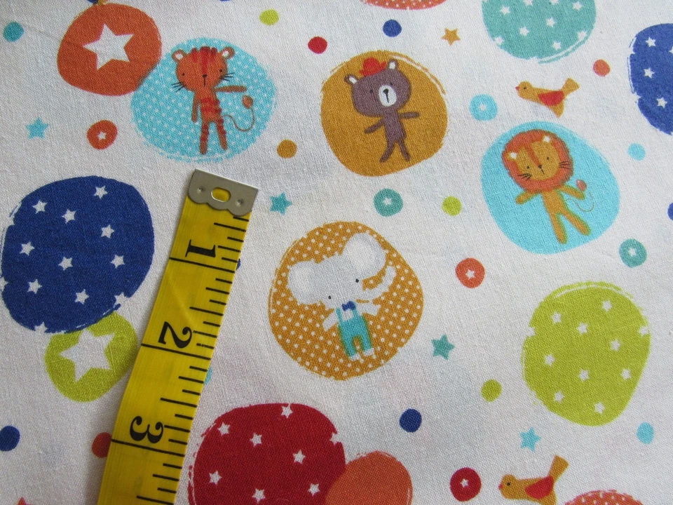 5/8 yd x 43" Adorable Primary Colorful BALLS ANIMALS Juvenile Baby Cotton Fabric - Image 3 of 4