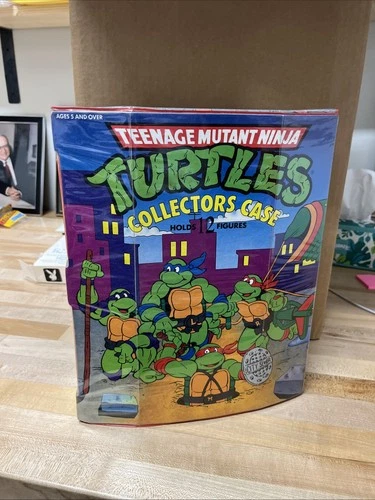 Teenage Mutant Ninja Turtles Collectors Case For 12 Figures 1991 W/Trays. EX