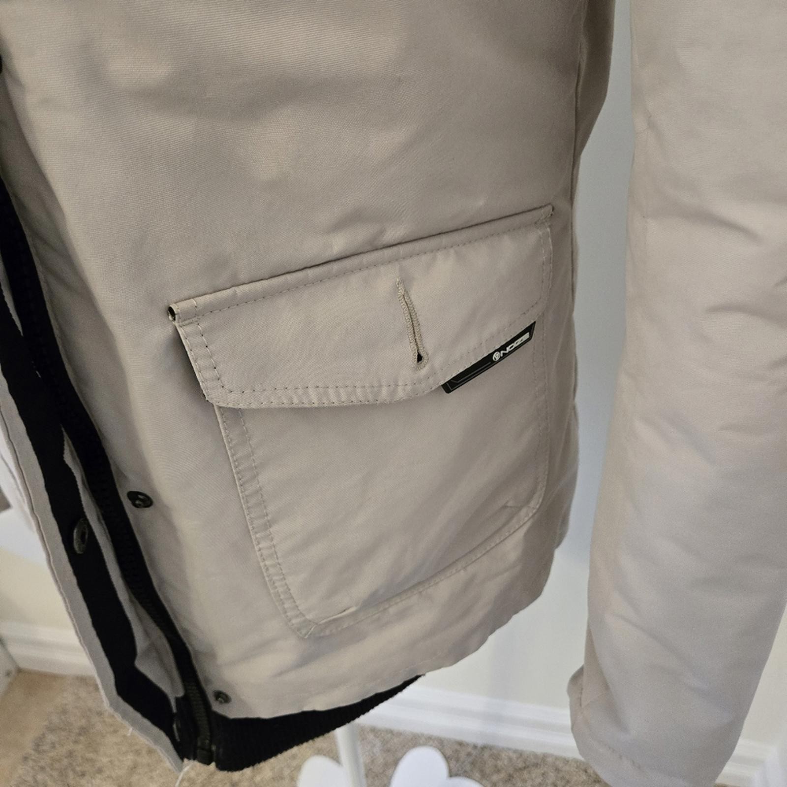Noize Winter Jacket Size Medium - image 6