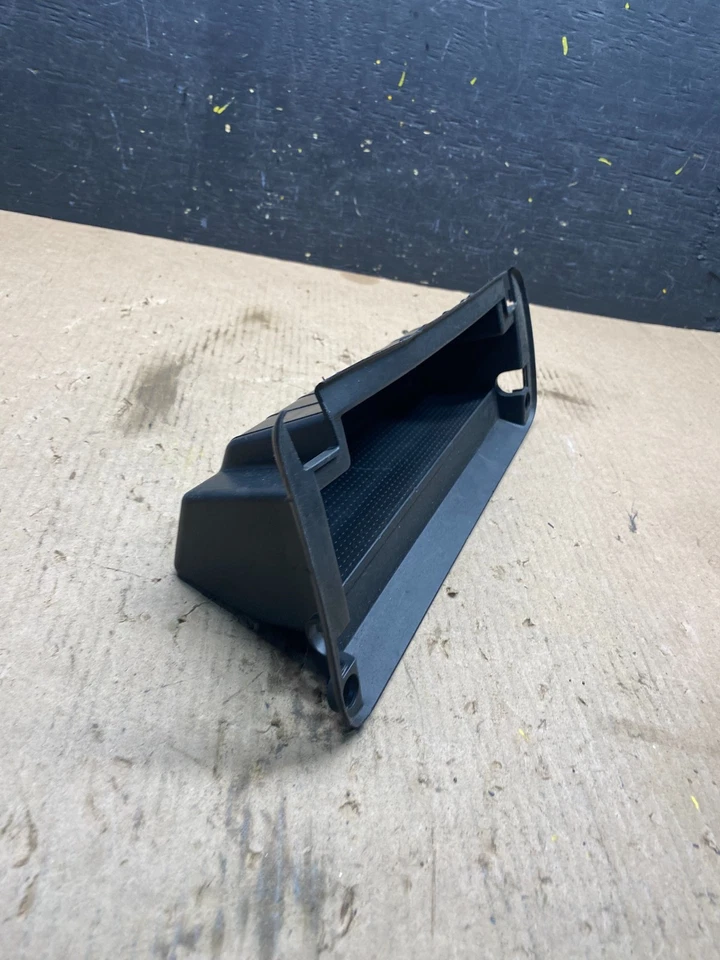 Bandeja de almacenamiento para salpicadero Volkswagen Beetle 2012 a 2019 5C1857105 Q9199 Foto 2 de 4