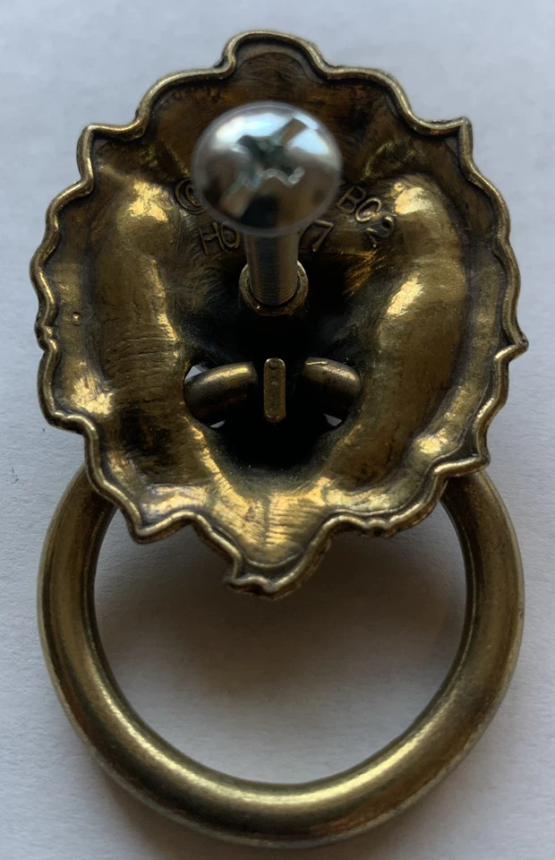 Anillo de cabeza de lomo de latón vintage manijas de tirador de caída tiradores de cajón/tiradores de puerta de gabinete Foto 3 de 4