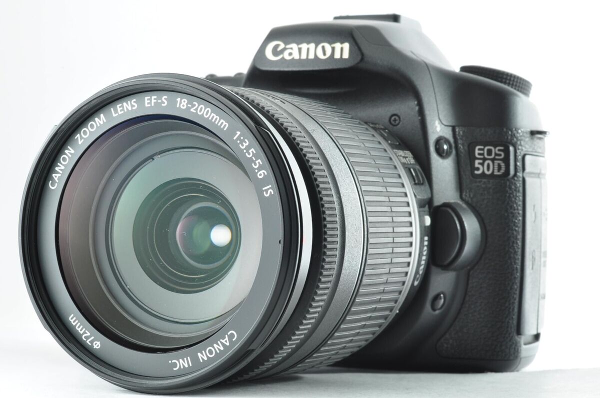 Near Mint】Canon Eos 50D w/EF-S 18-200mm F3.5-5.6 Is Near Mint】Canon Eos 50D w/EF-S 18-200mm F3.5-5.6 Is