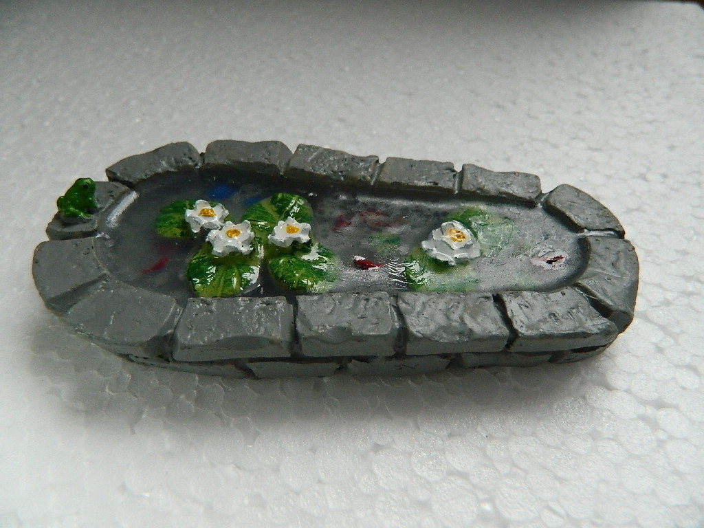 (G1.2) 1/12th scale DOLLS HOUSE RESIN GREY POND