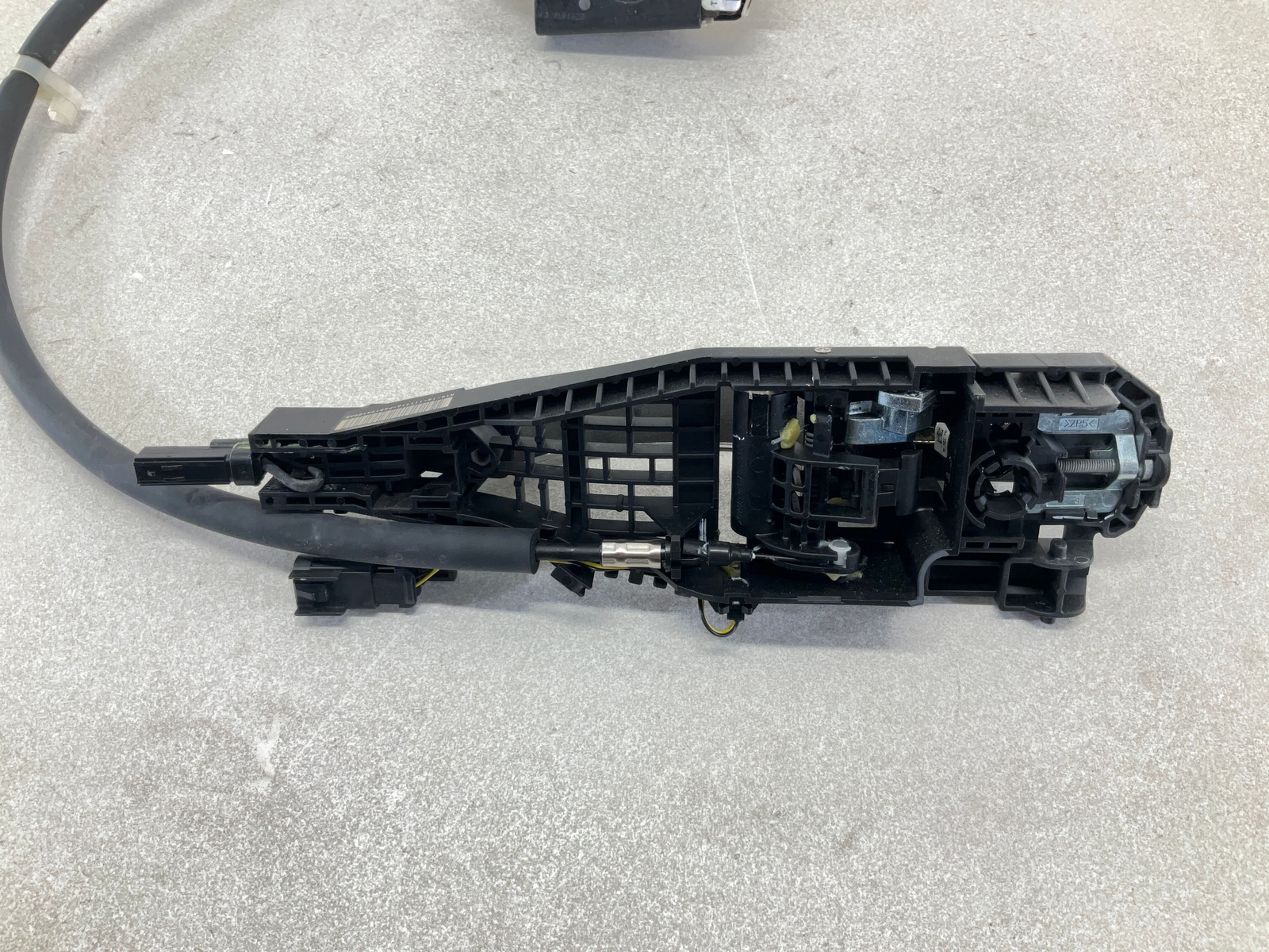 17-20 MASERATI Levante Exterior Rear Right Passenger Door Handle W/ Actuator