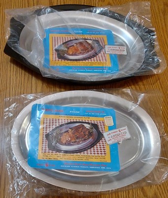 Vintage Nordic Ware Steak / Fajita Platter & 2-Holders / Server B10 510 Unused