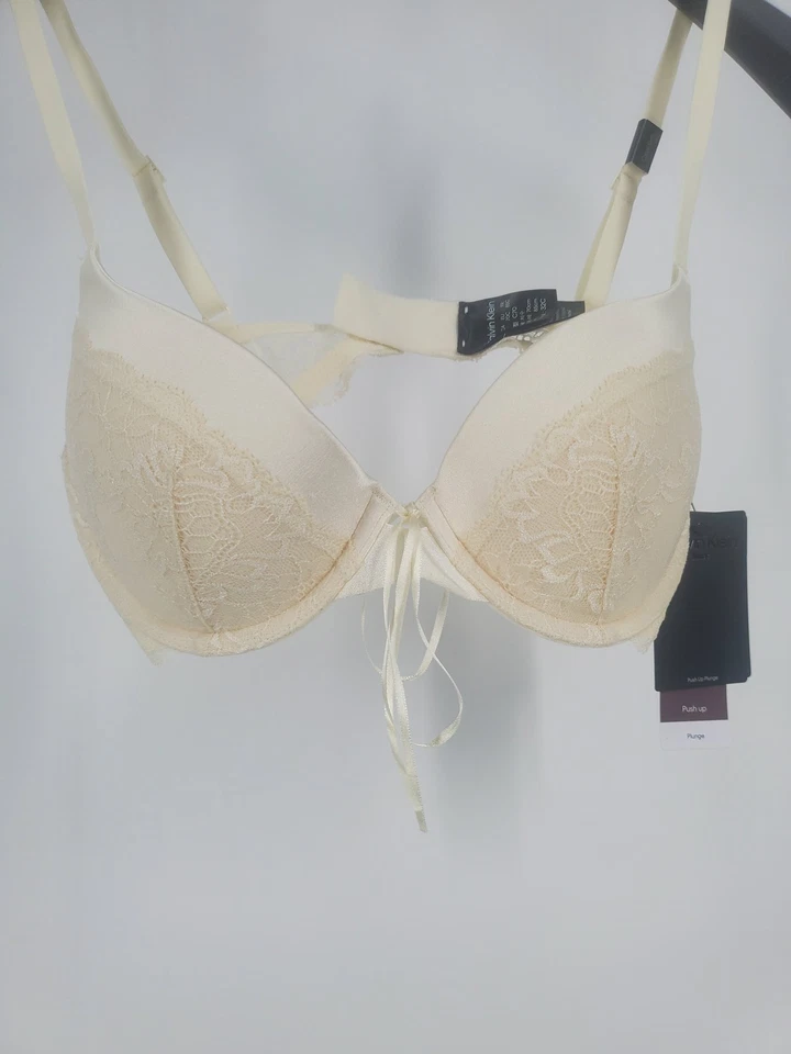 Sujetador para mujer Calvin Klein 32C marfil encaje push up nupcial edición limitada nuevo con etiquetas Foto 2 de 4