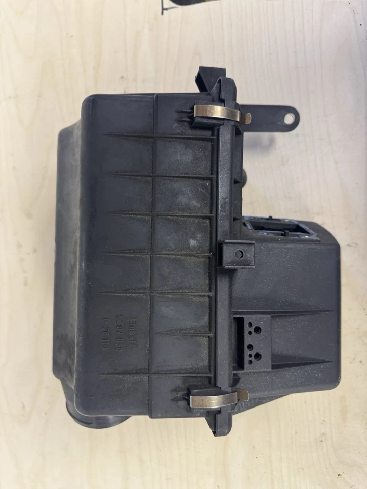 OEM BMW E30 M20 Корпус воздушного фильтра воздухозаборника 86-91 325e 325 325i 325ix - Изображение 2 из 4