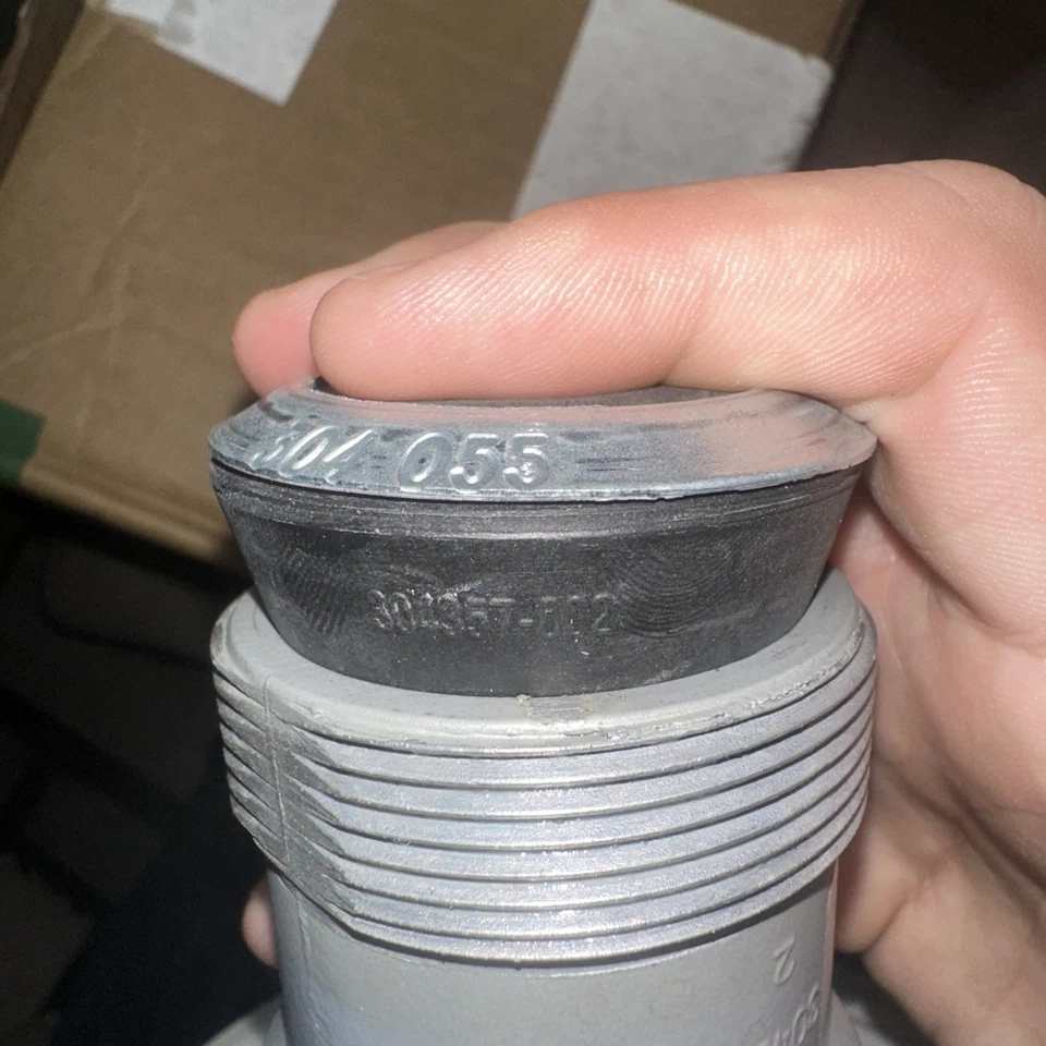 Conector de pasador y funda para receptáculo Appleton ARC3034BC Powertite 30 Amp 3W 4P Foto 4 de 4