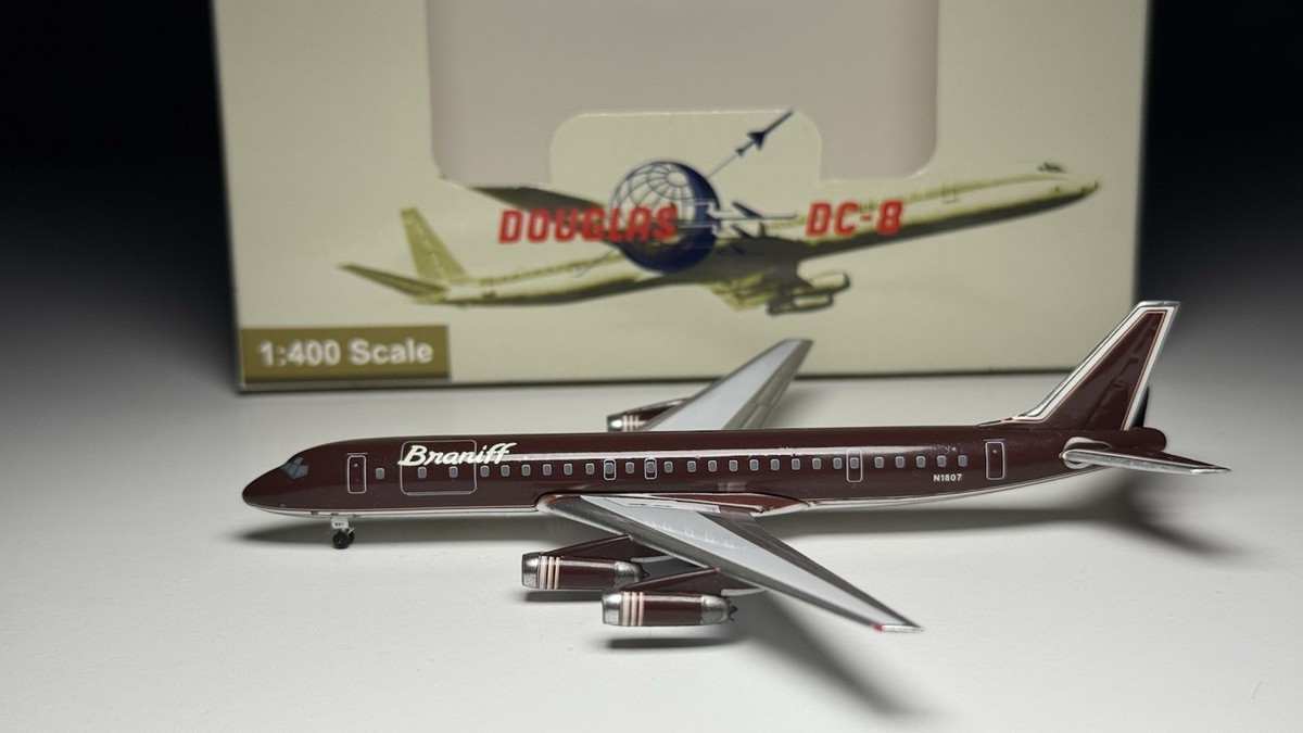 航空機・ヘリコプター AeroClassics 1/400 Braniff Int DC-8 BLU Aeroclassics 1:400 Braniff International DC-8-62 N1807 Ultra