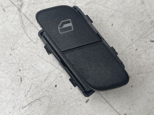 Schaltereinheit (tür vorn) Rechts VW Polo 1.4 TDI Bj 2008 9 N 2279206