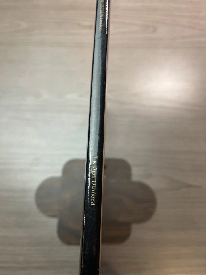 CHRISTIE’S JEWELS AGRA DIAMOND two coloured Diamonds Auction Catalog 1990 HC - Image 3 of 4